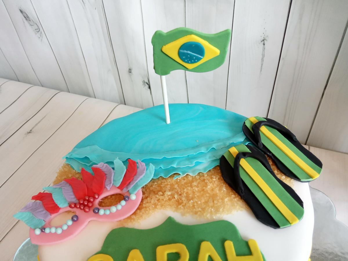 Bandera, chanclas, mascara de fondant
