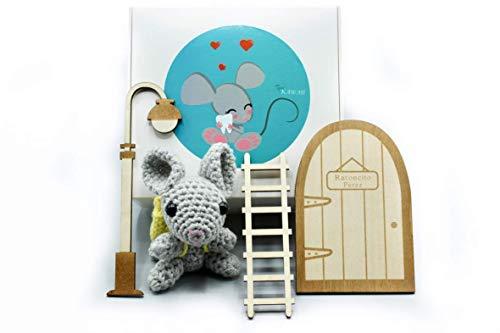 Kit Ratoncito Perez Amigurumi o peluche de ganchillo Handmade con mochila y accesorios de madera, puerta mágica, escalera y farola para pintar y personalizar