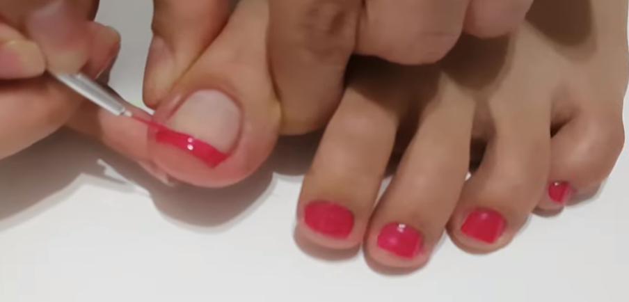 uñas decoradas para pies de flores