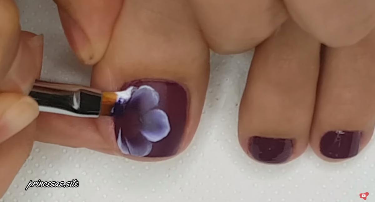 decoraciones para uñas rojas