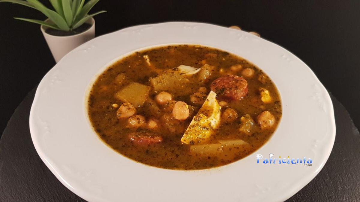 Potaje de garbanzos con espinacas