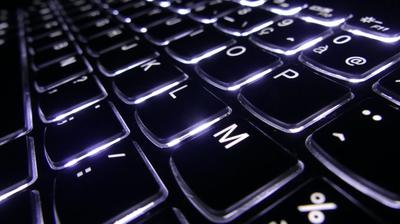 TU TECLADO IMPECABLE en SÓLO 3 PASOS  Como limpiar un teclado mecánico 