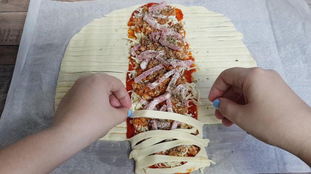 Pizza momia para halloween