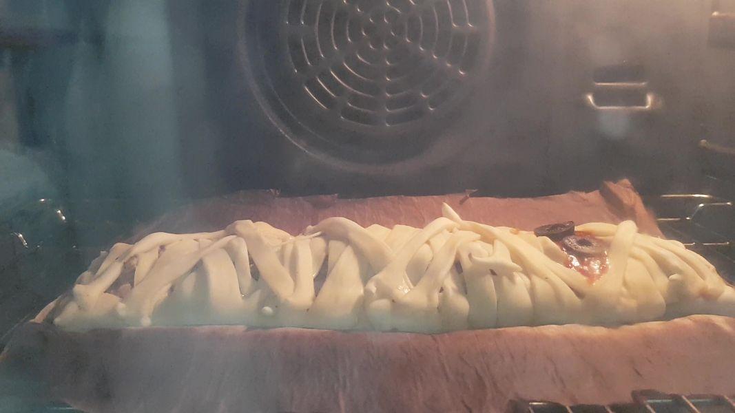 Pizza momia para halloween