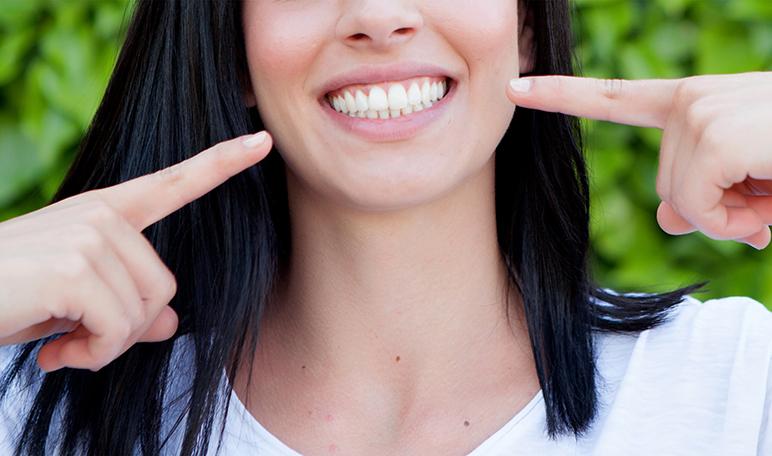 Principales cuidados del piercing de la lengua - Apréndete