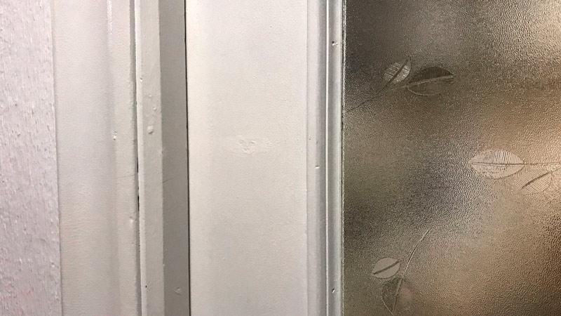 Repintar pintura saltada en puertas pintadas de blanco | Bricolaje