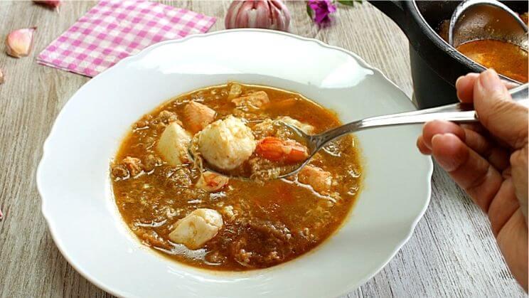 Sopa castellana de pescado