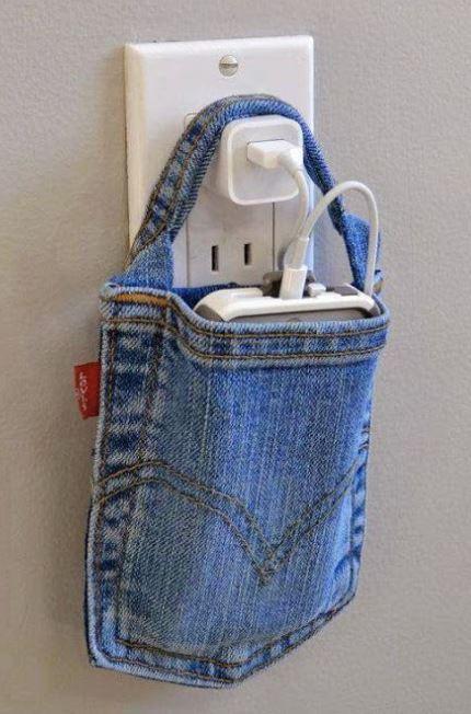 Bolsillo para cargar el móvil. Vía Pinterest.
