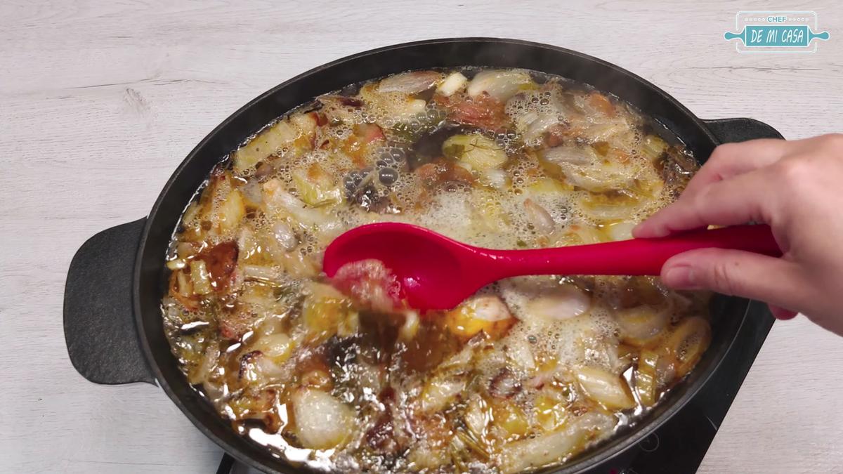 Caldo de Pollo Casero 5