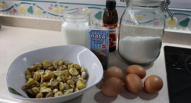 Los ingredientes para hacer el flan de castañas con Thermomix