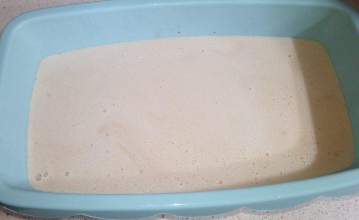 Una vez echada llevamos el molde al frigorífico para enfriar