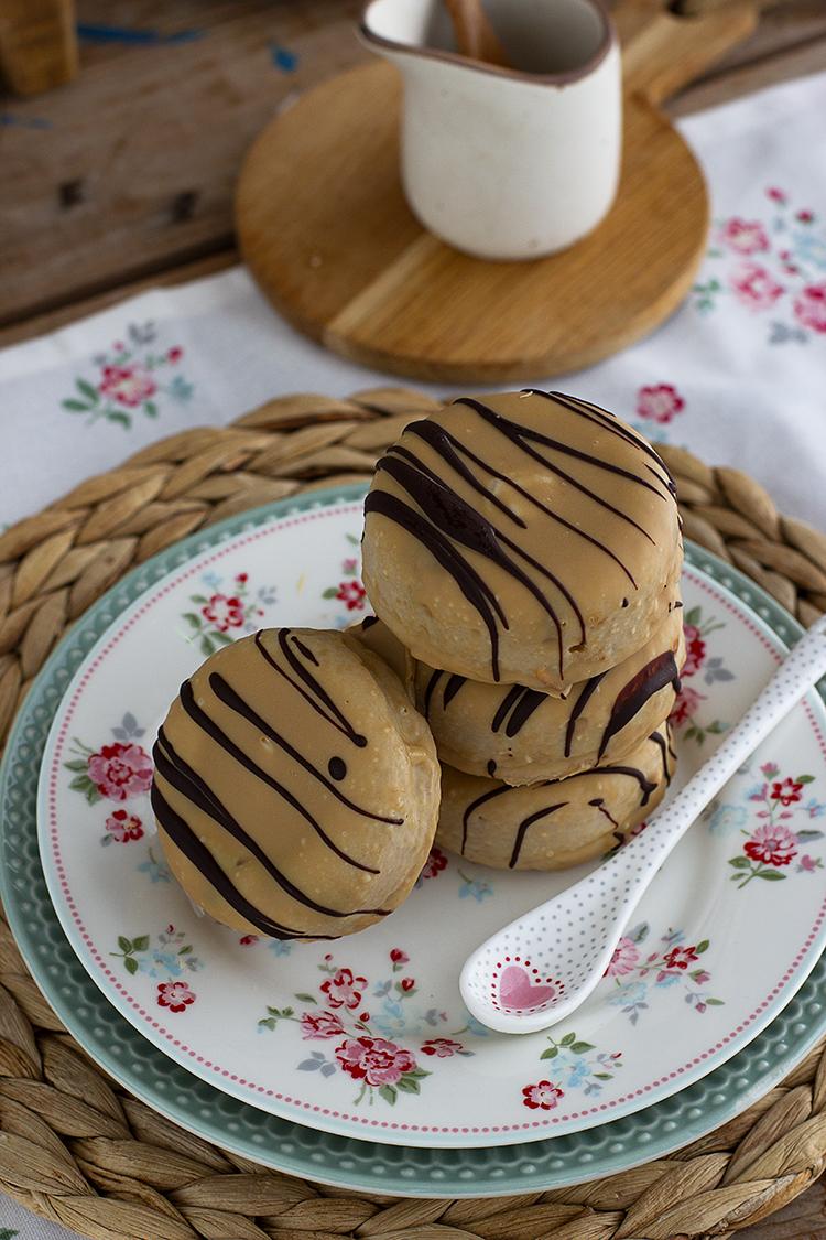 Impresionante combinación Donuts Bomba de Calabaza y Turrón, una verdadera tentación, delicado, suave, húmedo y riquísimo