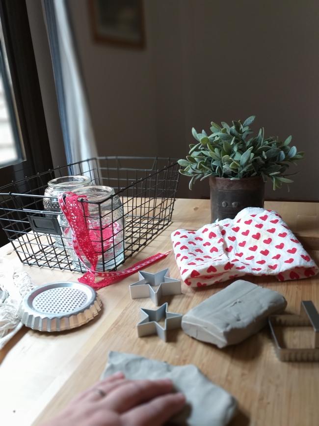 como-hacer-adornos-navideños-con-arcilla