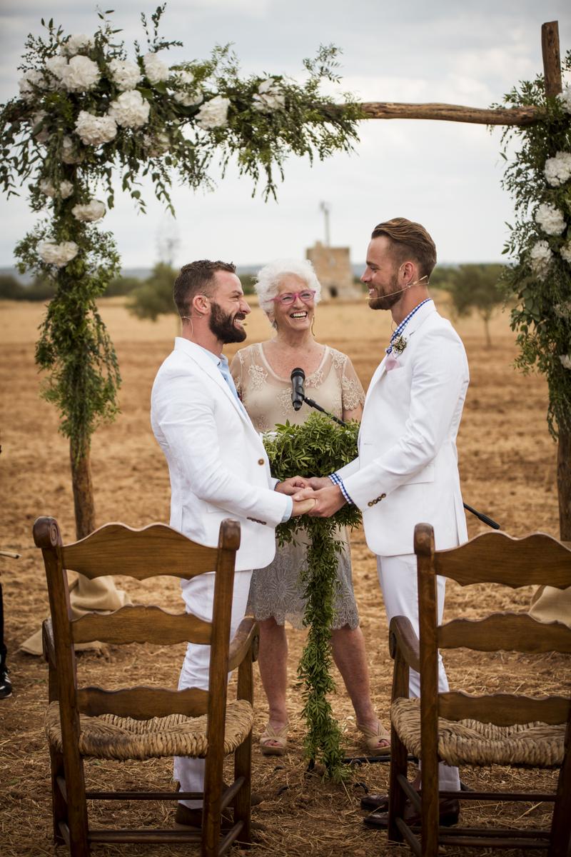 El traje de novio - Moments