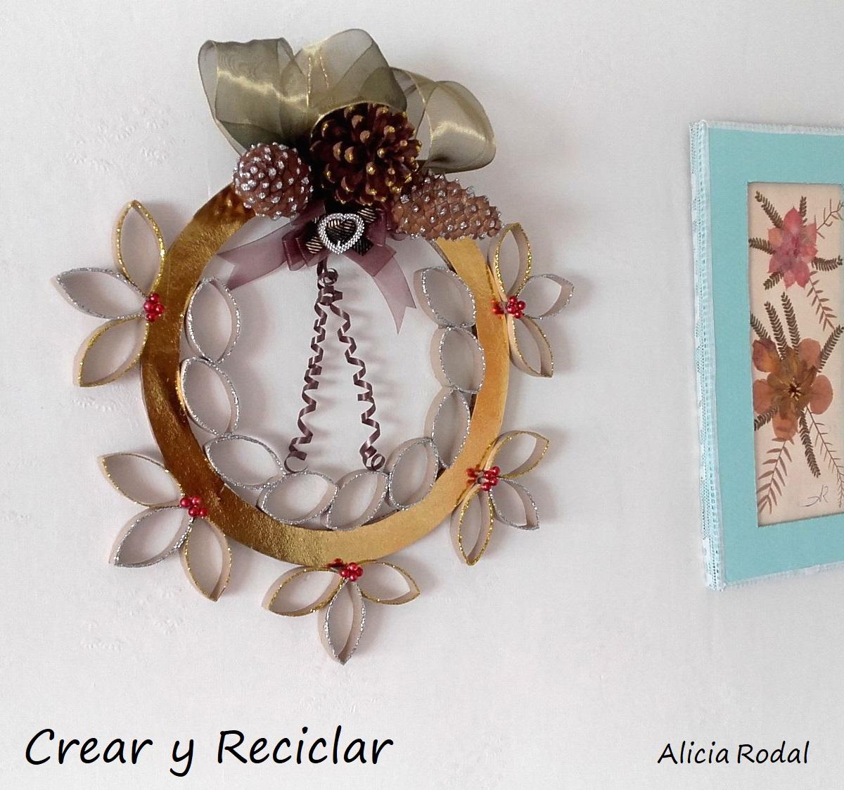 Cómo hacer una corona de Navidad con tubos de cartón del papel higiénico del baño, fácil, rápido y con materiales reciclados DIY