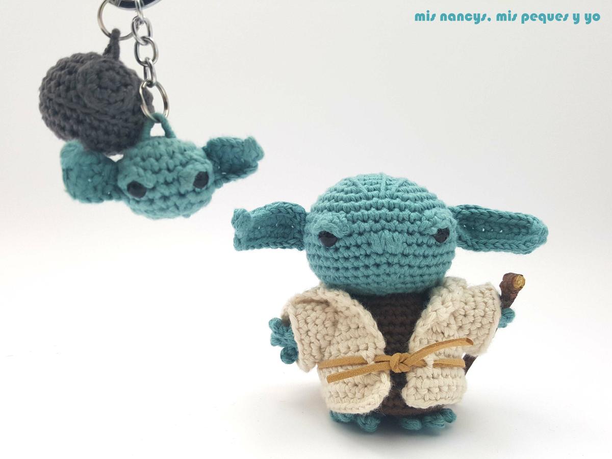 mis nancys, mis peques y yo, Yoda amigurumi Star Wars con llavero amigurumi Star Wars