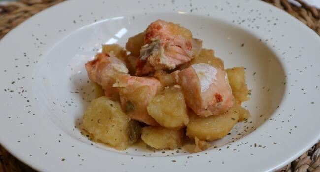 Receta de caldereta de salmón en la Olla GM