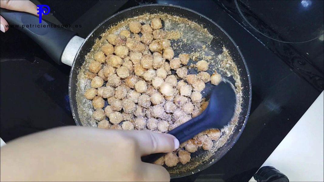 Milhojas de avellana