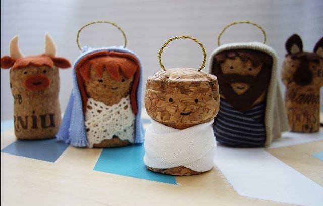 Tapones de corcho para hacer el belén. Vía Pinterest.