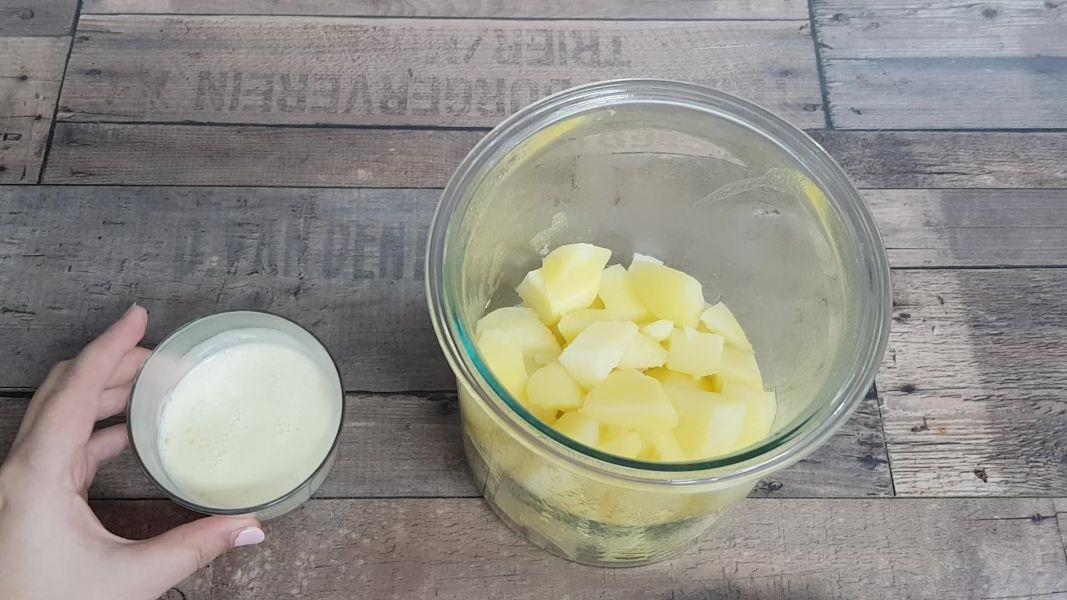 rabo al vino tinto con puré de patatas al curry