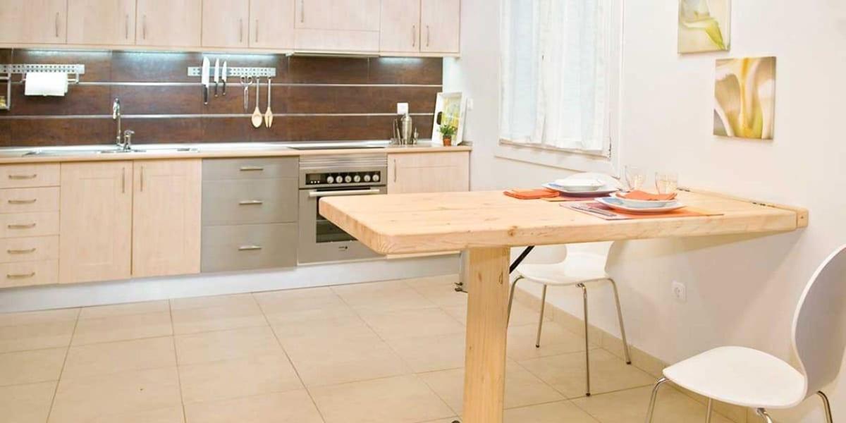 Mesa plegable de madera