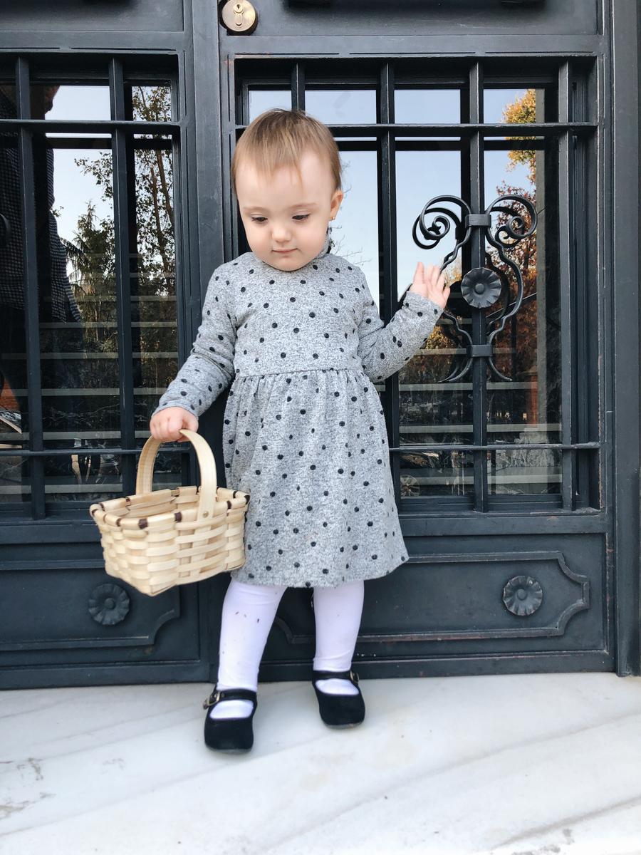 Trini | Khaite jeans Saint and Sofia cardigan