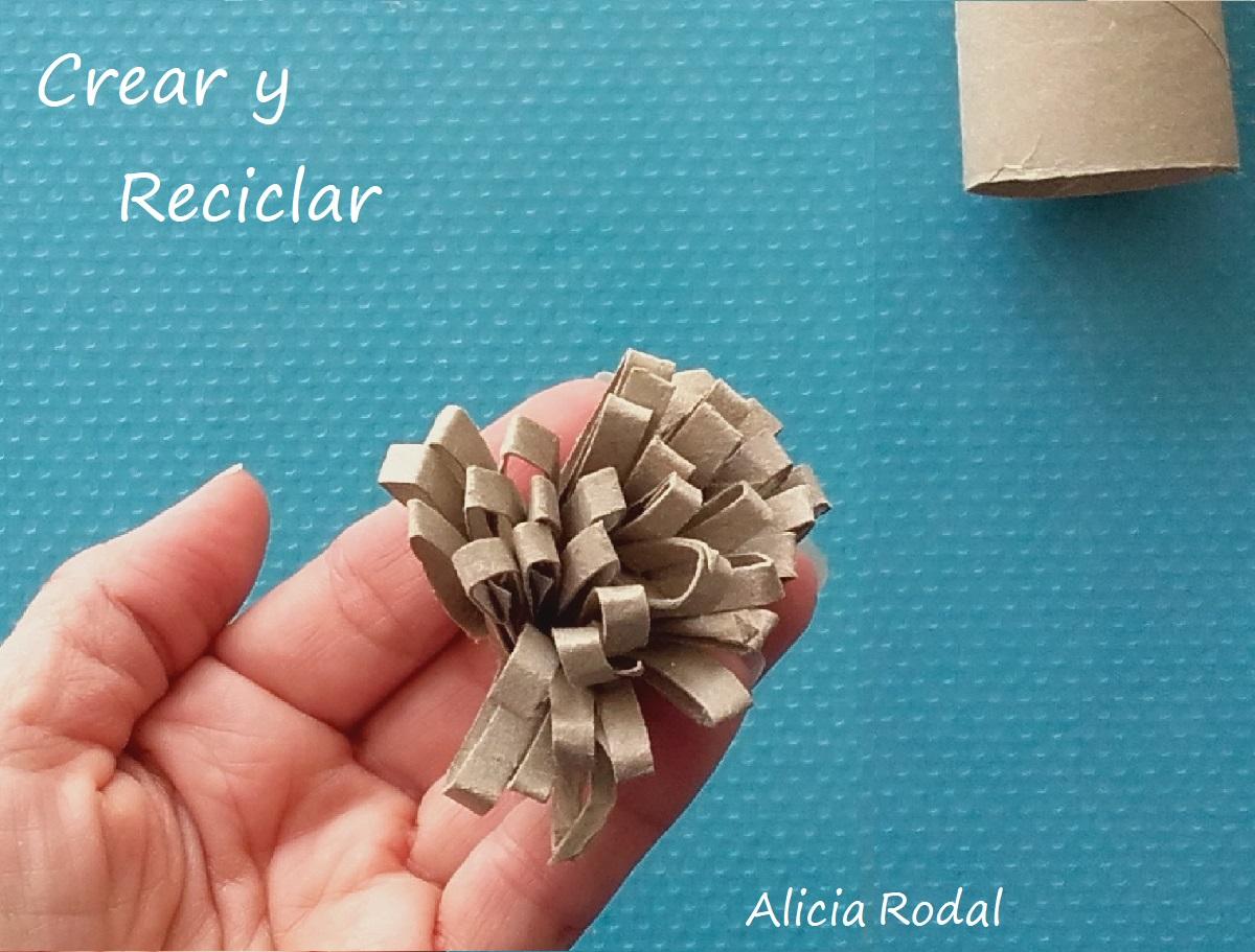 Cómo hacer lazos o moños de regalo con tubos de cartón de papel de baño. Diy Manualidades fáciles para regalar en Navidad o en cualquier época del año. En este tutorial te muestro varias ideas diferentes de reutilizar un simple rollo de cartón y transformarlo en un lindo detalle hecho a mano.