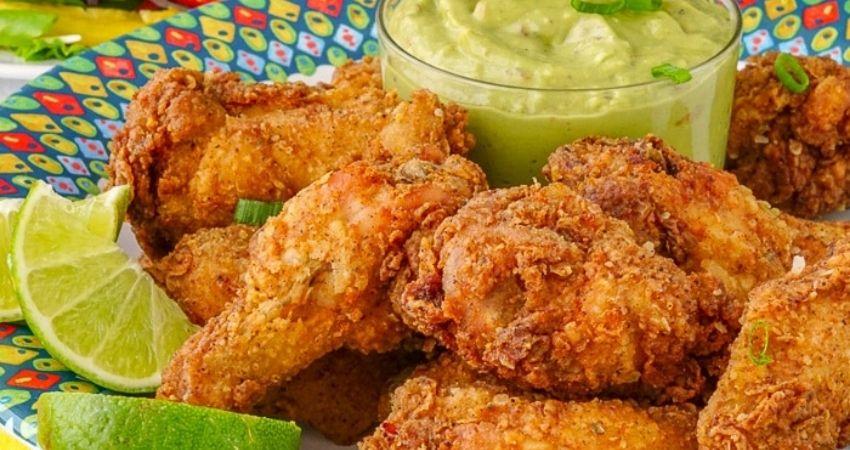 Alitas con salsa picante de guacamole | Cocina