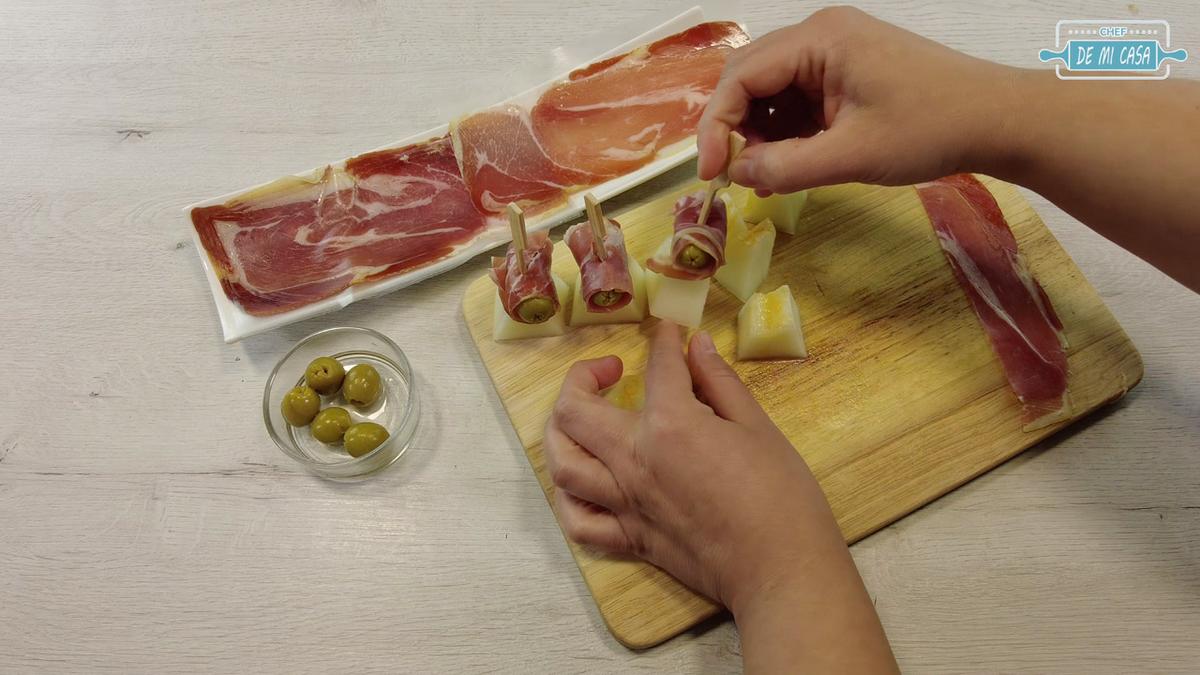 Canapes de Melon con Jamon 5