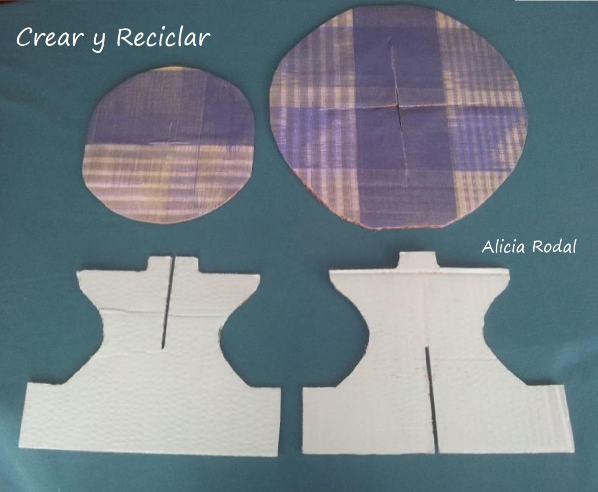 Cómo hacer un Stand, Soporte, Base, Display, Pedestal o Expositor de cartón, para pastel, muffin o cupcakes, fácil, rápido y barato.