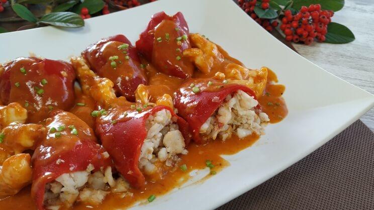 Piquillos rellenos de merluza