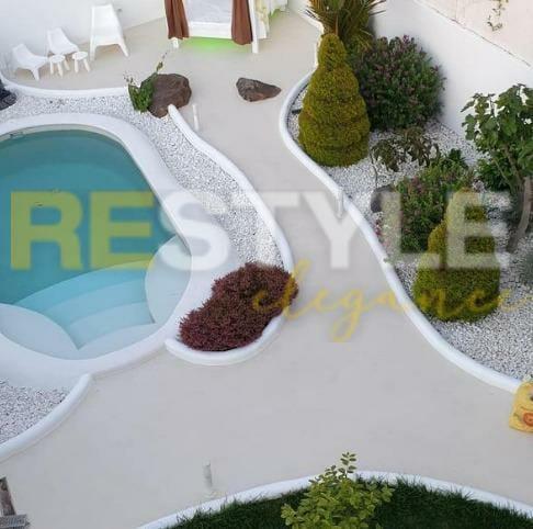 corcho proyectado piscinas