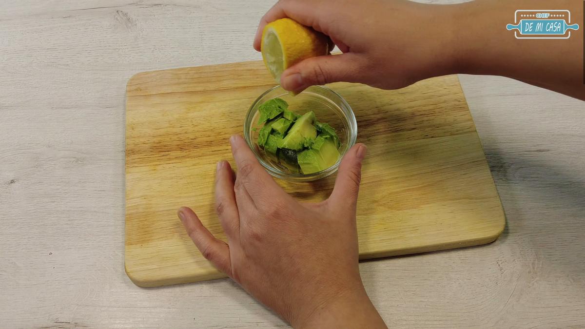 Vasitos de COCTEL de MARISCOS y Salsa Rosa 2