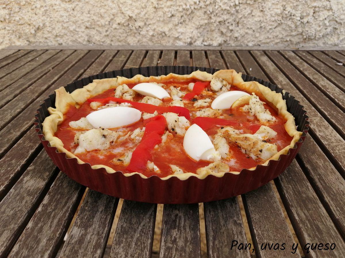 Tarta de bacalao - pan uvas y queso