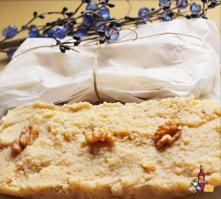 Turrón de nata (crema de leche) y nueces sin lactosa