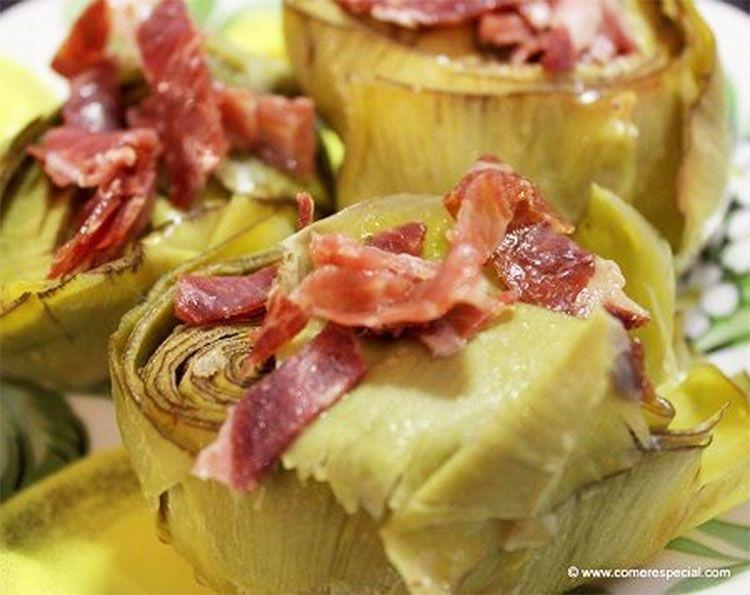 Receta fácil y rápida de alcachofas con jamón