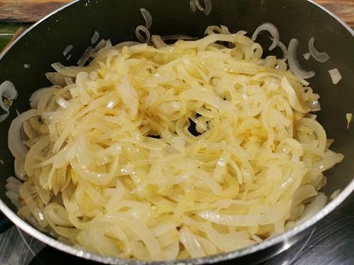 Lasaña vegana de cebolla