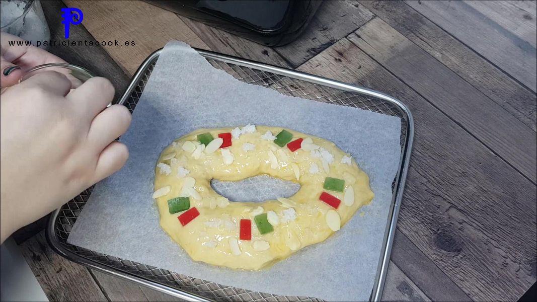 Mini roscones de reyes en freidora de aire caliente