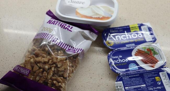 Los ingredientes necesarios para hacer paté de anchoas en Thermomix