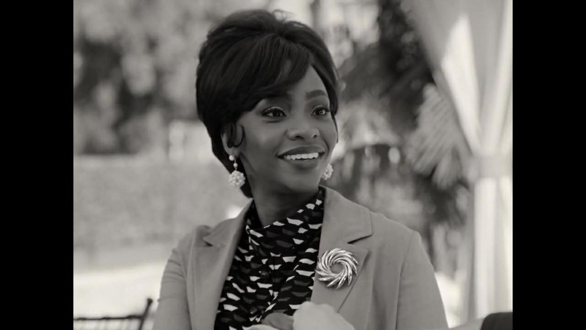 Bruja Escarlata y Vision