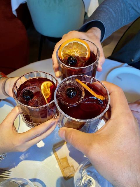 Es la Monda. La Fonda Lironda