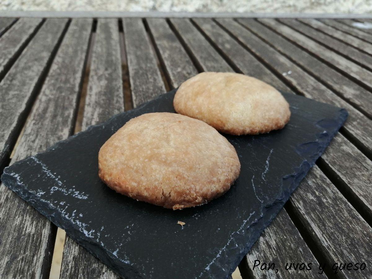 mantecados manchegos thermomix - pan uvas y queso