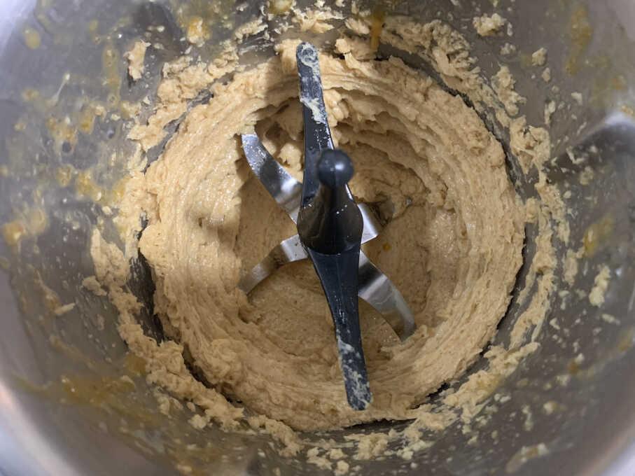 Primer paso receta galletas de jengibre y almendras en Monsieur Cuisine Plus