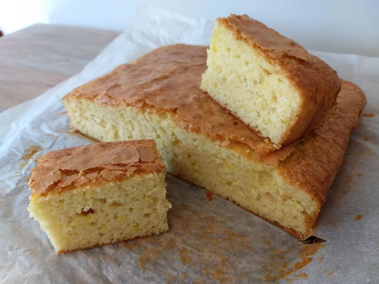 Coca de yogur y limón