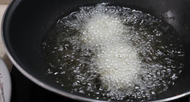 Ponemos el aceite y los freimos