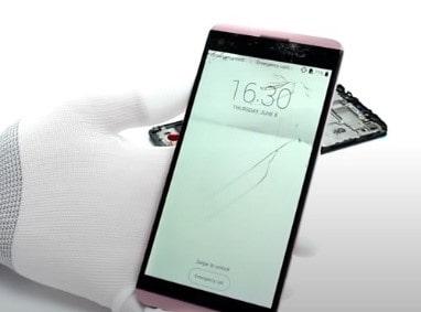 reparar pantalla rayada celular