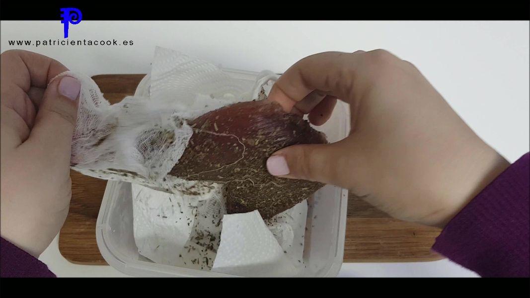 Solomillo de pavo seco en casa a las hierbas provenzales