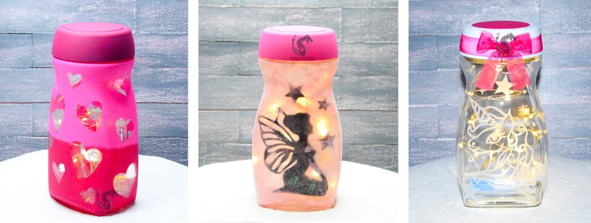 En este tutorial te muestro más de 20 formas creativas de reutilizar botellas de vidrio en casa. Si te gustan las manualidades, lo hecho a mano y casero, entonces no te puedes perder estas ideas que puedes hacer en casa y en familia.