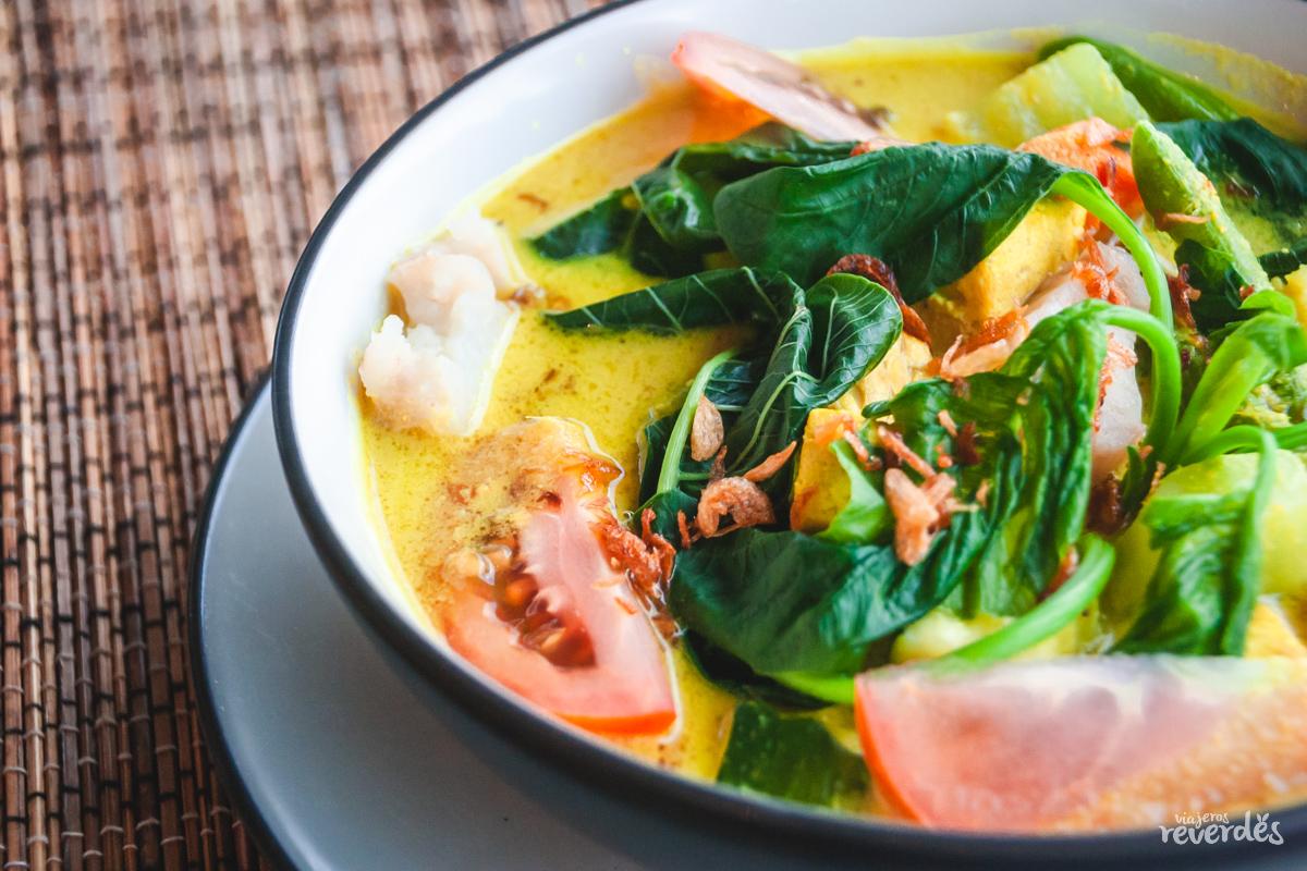 Curry vegano tailandés