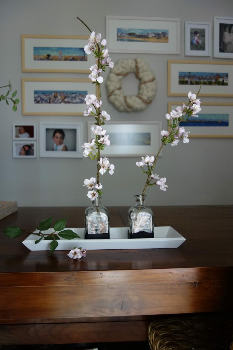 pintura acrílica en flores artificiales 